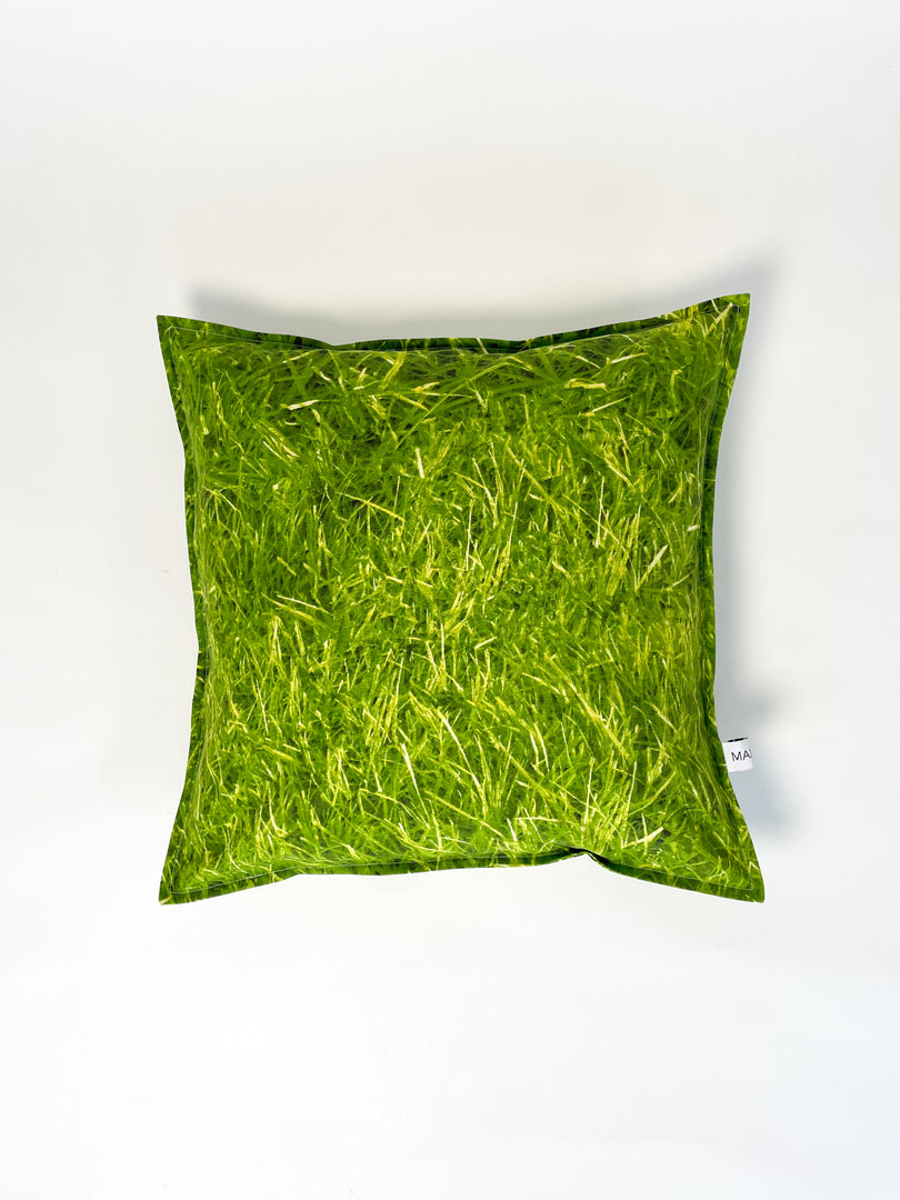 RECONNECTION CUSHION COVER GRASS